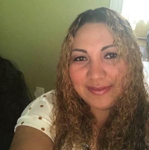 Meet your Posher, Esperanza